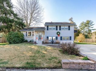 60 Winding Way, Gibbsboro, NJ 08026