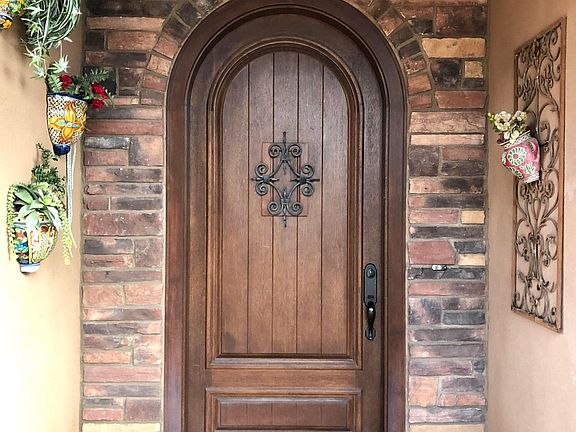 Front door with speakeasy
