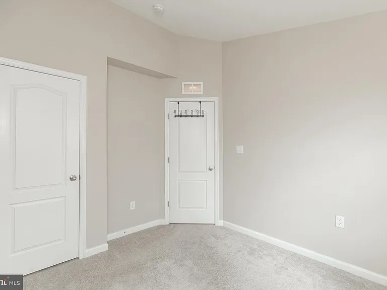227 Schramm Loop — Photo 27