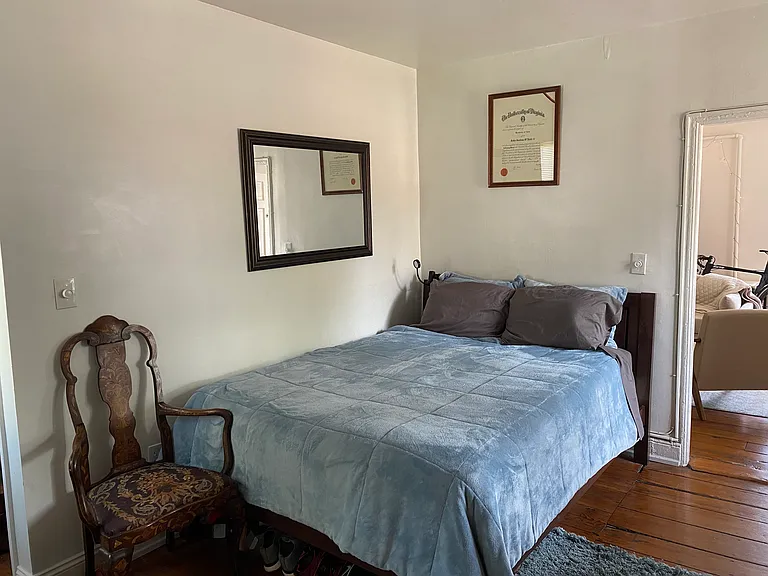 Main bedroom with queen bed and ensuite bath