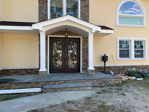 3rd image of 45 Campbell Ln
