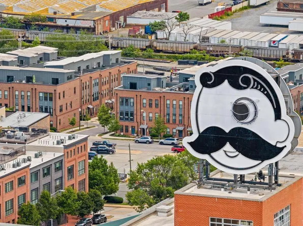 915 Grundy St, Baltimore, MD 21224