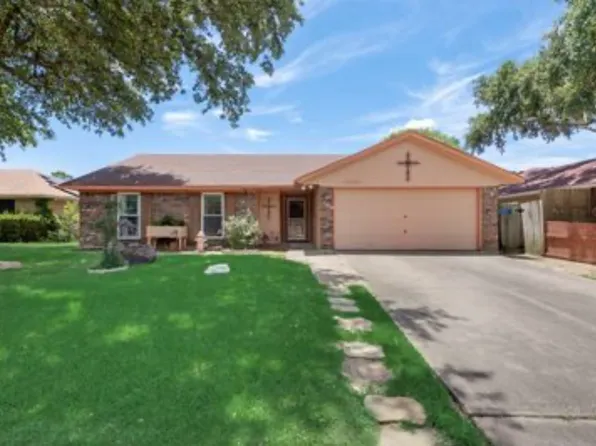 13240 Saratoga Ln, Balch Springs, TX 75180