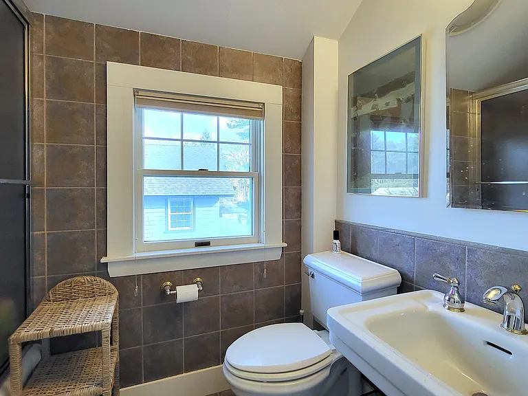 27 Stearns Rd — Photo 27