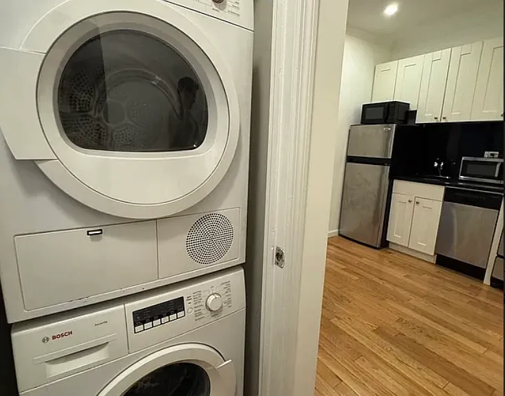 237 Henry St #2D — Photo 5