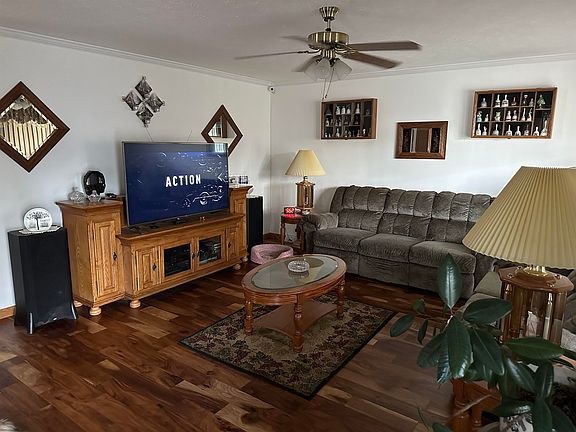 5th image of 3002 GOLDENROD COURT