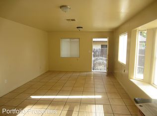 315 Fairfax Rd #B, Bakersfield, CA 93306