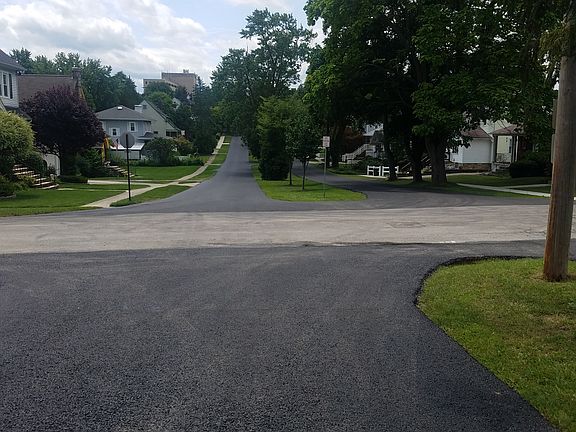 Street view of Quail Avenue