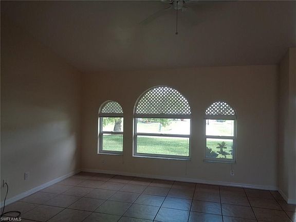 5th image of 130 SW 20th St