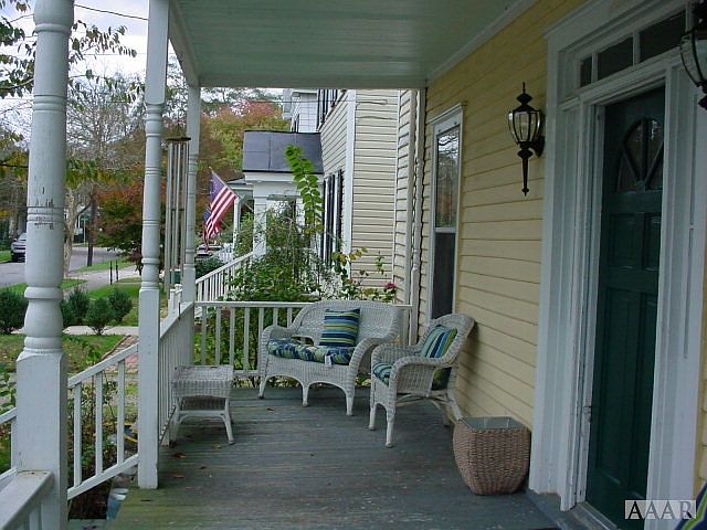 2nd image of 201 W Church St