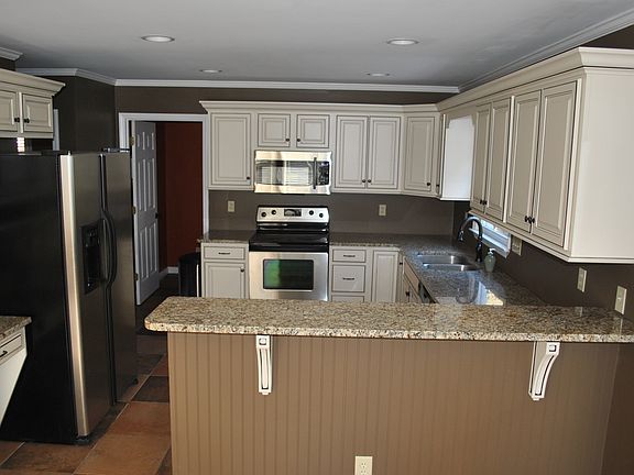 4th image of 2151 Wentworth Dr