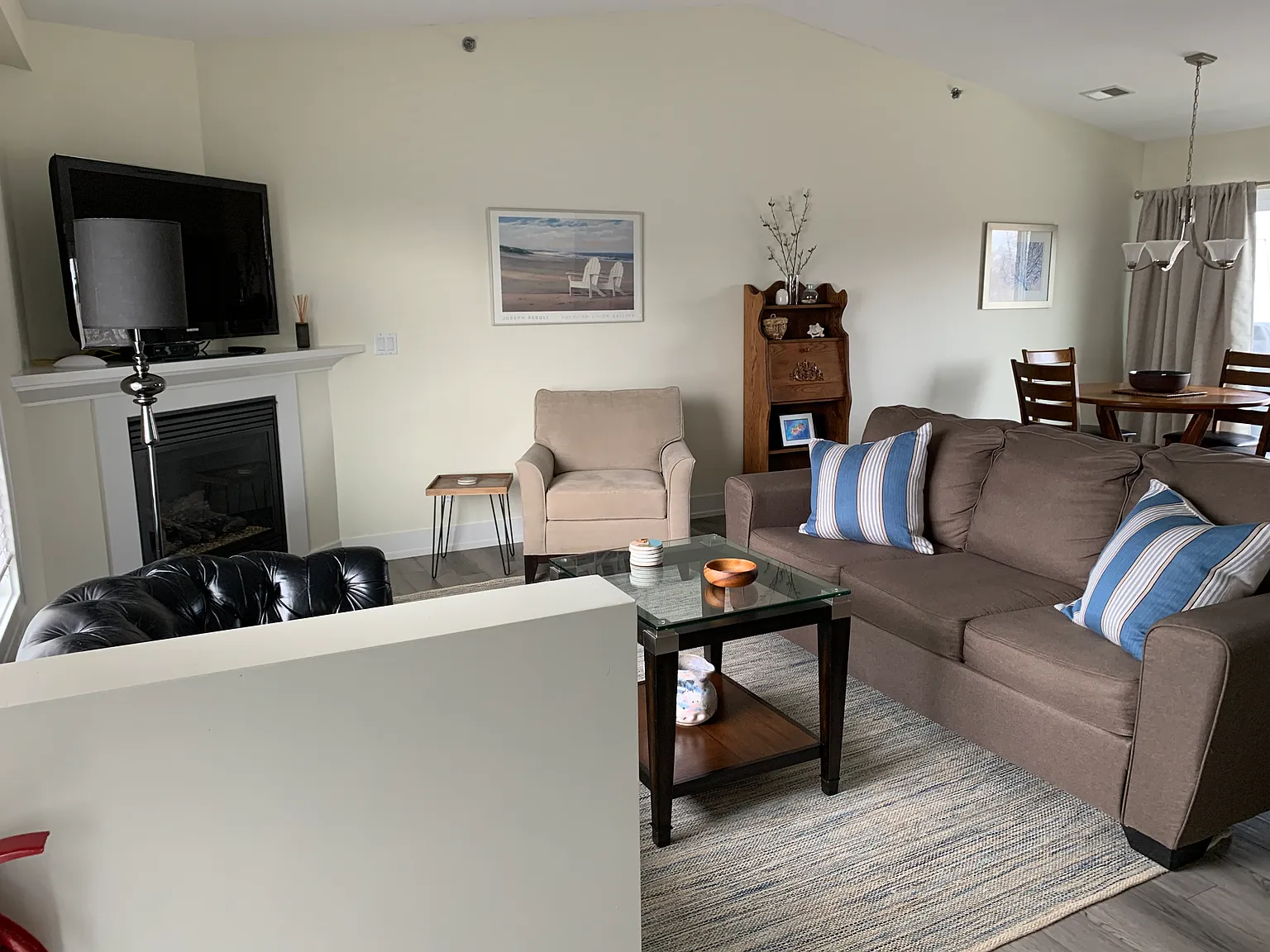 2 bed, 1125 sqft, $1,700 — Photo 4