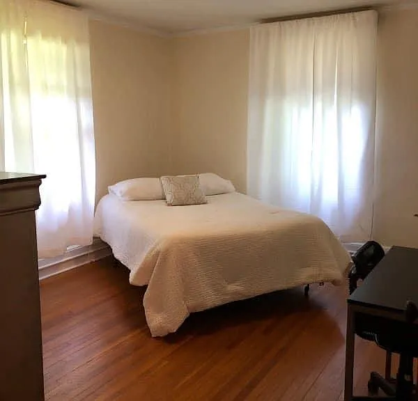 209 Hudson St — Photo 10