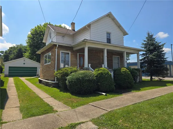 109 Petrolia St, Karns City, PA 16041