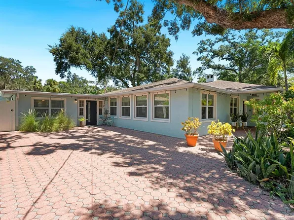 981 Caloosa Dr, Sarasota, FL 34234