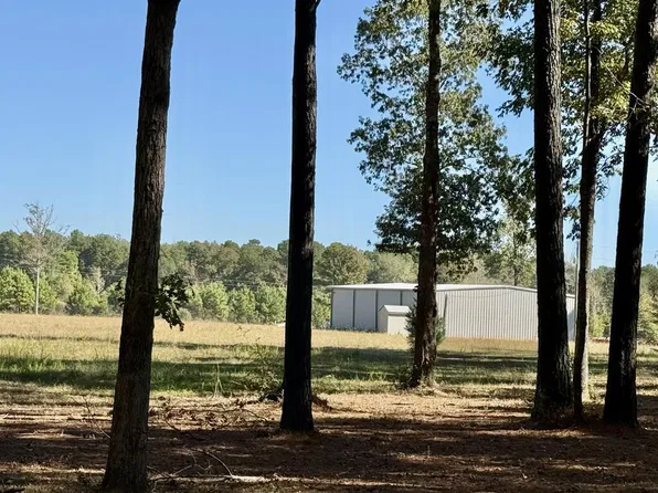 213 Clearwater Dr, Hemphill, TX 75948