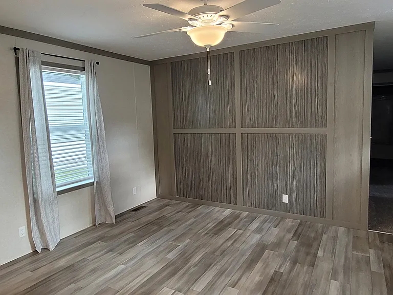 855 W Jefferson St #167 — Photo 4
