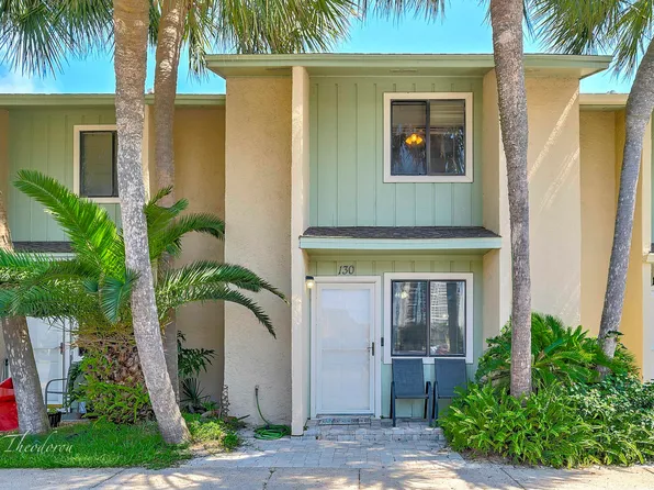 130 Bonnie Ln, Panama City Beach, FL 32407