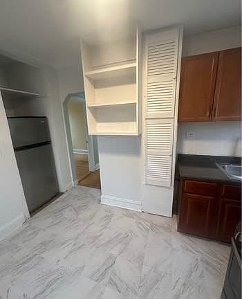 3rd image of 98 Lake Ave Floor 2