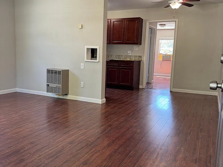 1808 D St #G — Photo 5