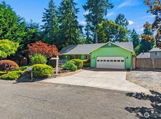3930 Oxford Loop SE, Lacey, WA 98503