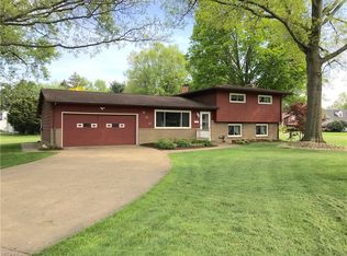 900 Marilyn Dr, Kent, OH 44240