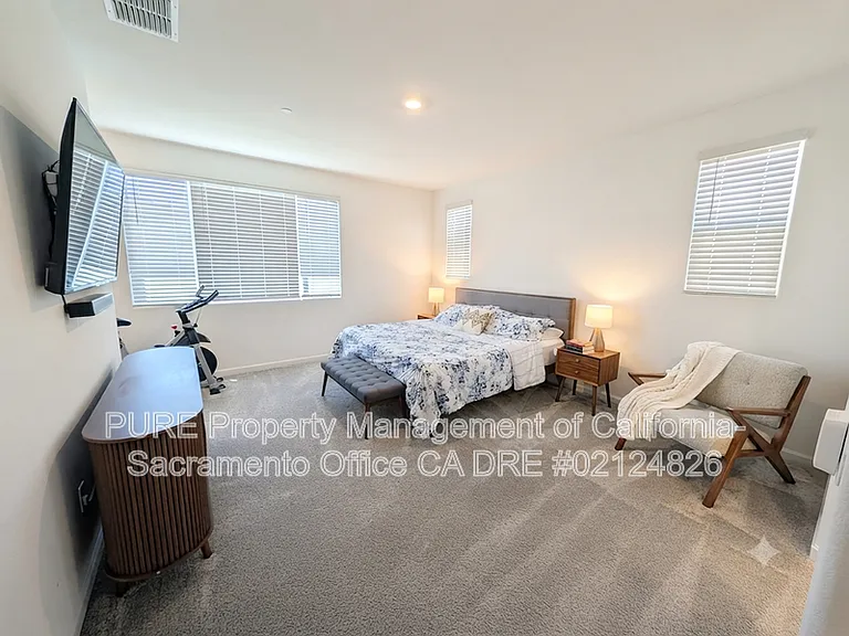 8840 Boes Way — Photo 5
