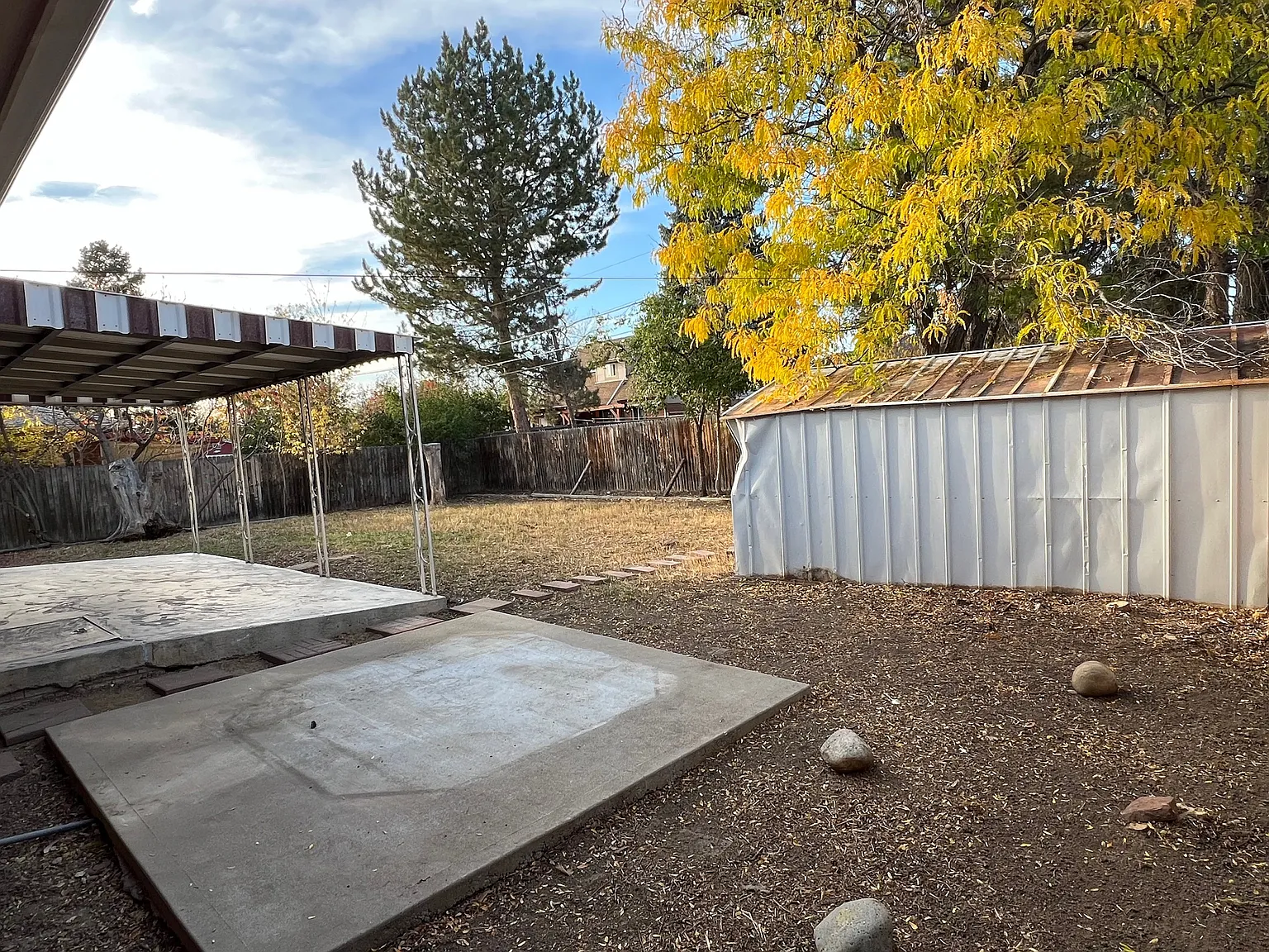 4 bed, 2352 sqft, $2,900 — Photo 3