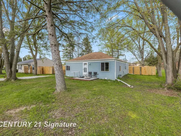 223 Harrison Dr, Saginaw, MI 48609