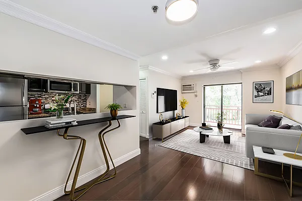 Rented by Century 21 American Homes | media 1