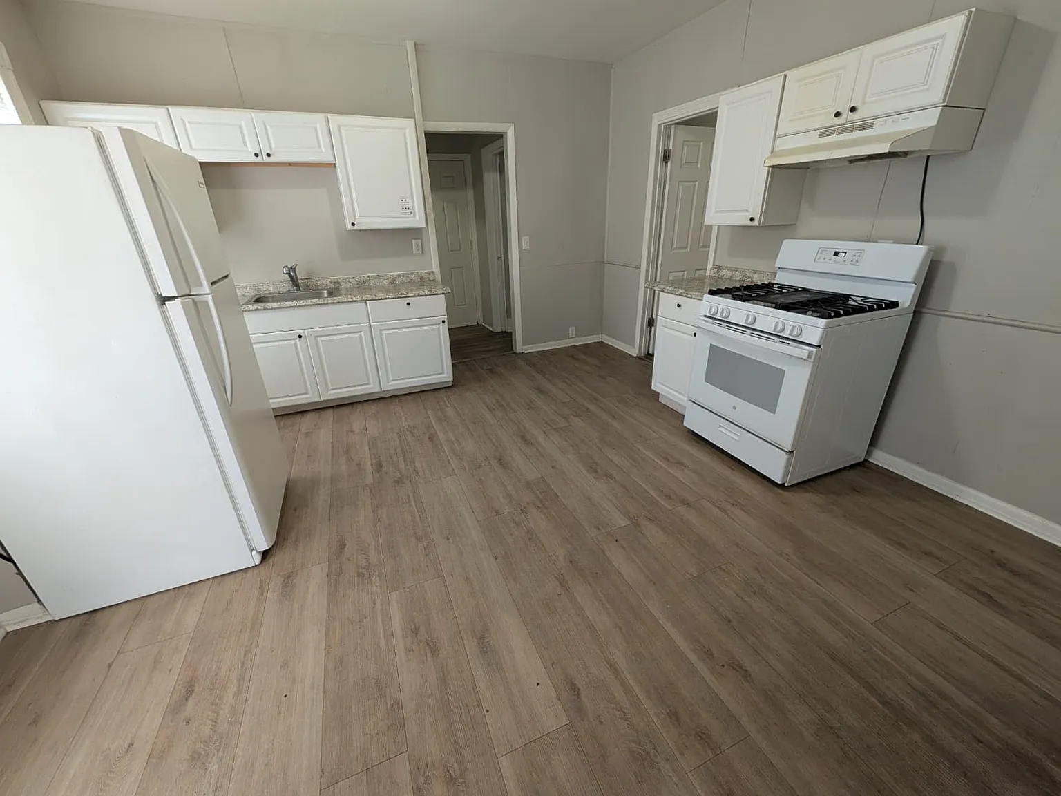 2 bed, $1,425 — Photo 1