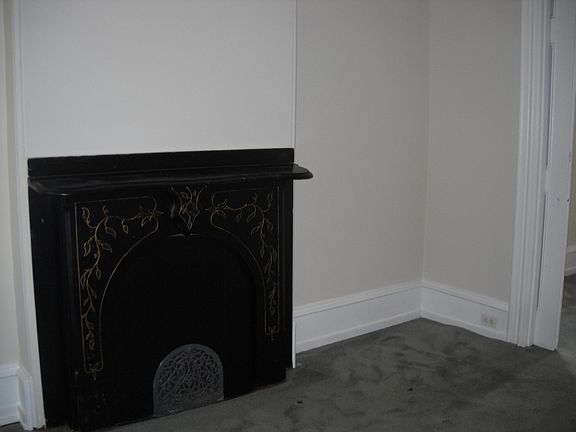 3rd image of 153 Dupont Street # Fl 1ST