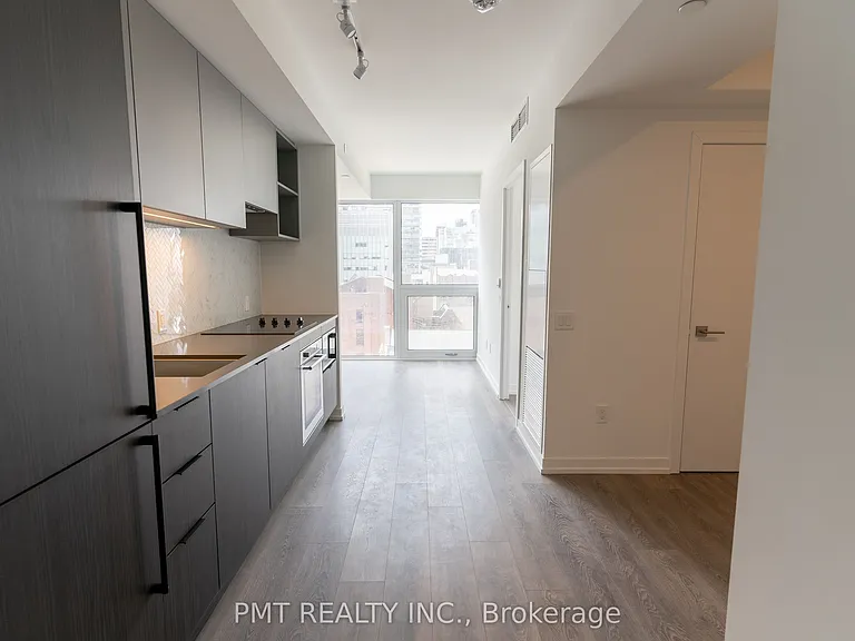 82 Dalhousie St #806 — Photo 3