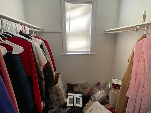 3rd image of 530 Cambridge St #2