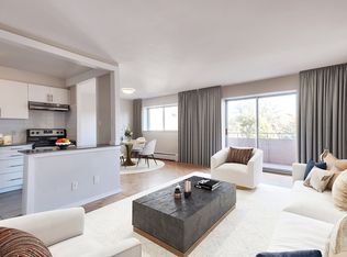 57 Union St E, Waterloo, ON N2J1B9