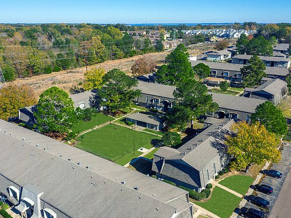 5th image of 110 Pine Knoll Dr #Cd3fa6180