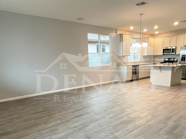 13227 W Buckskin Trl — Photo 9