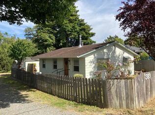 1383 Marsh Rd, Eureka, CA 95501