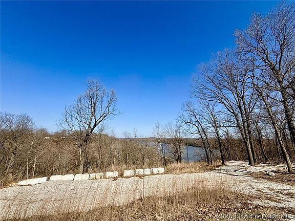 2nd image of 3815 Brown Bend Rd