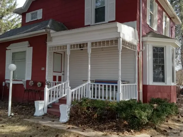 510 E Main St, Le Roy, MN 55951