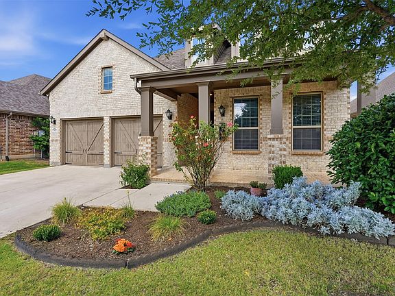 2nd image of 14928 Gentry Dr