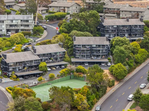 22 Marinero Cir, Belvedere Tiburon, CA 94920