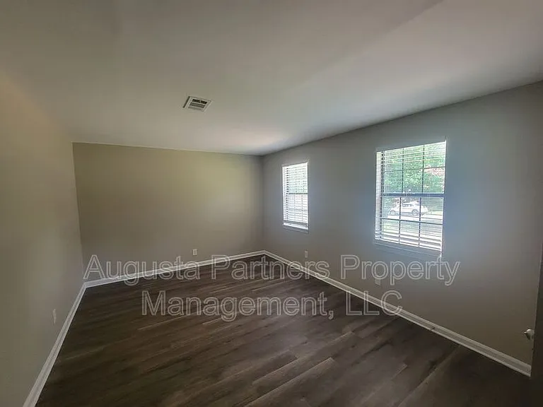 134 Stoneybrooks Pl #A — Photo 5