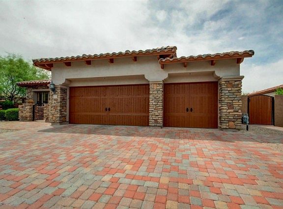 3rd image of 3511 N Boulder Cyn