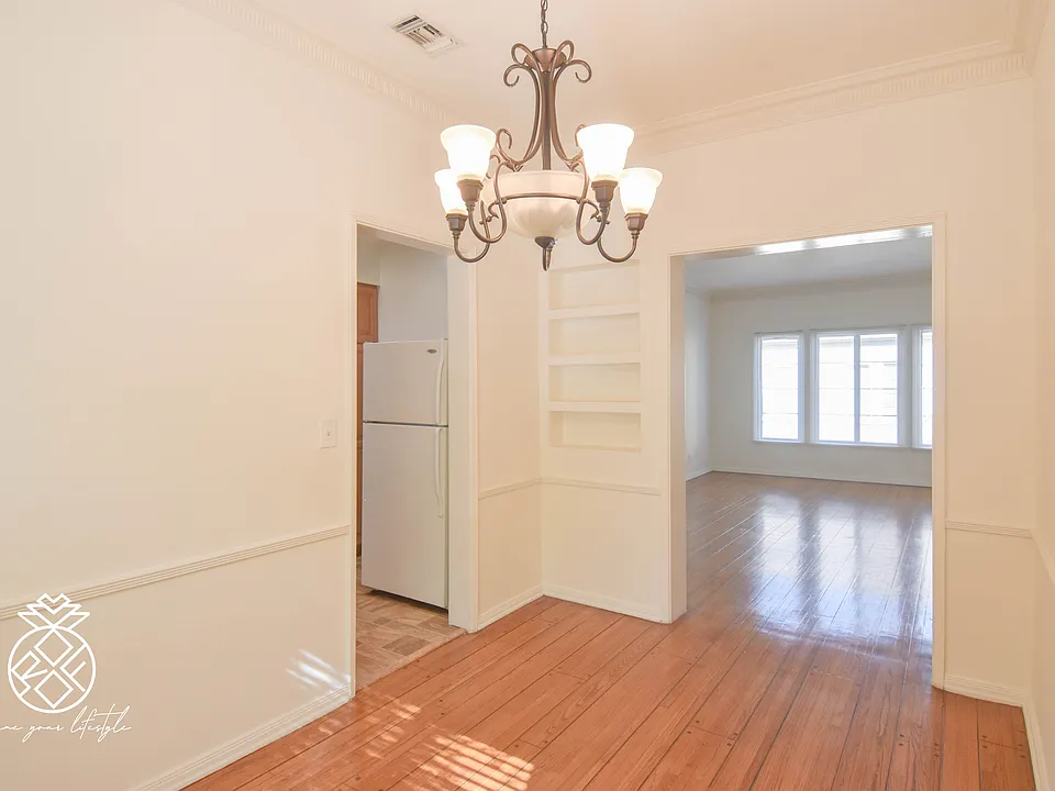 9356 W Olympic Blvd #1/2