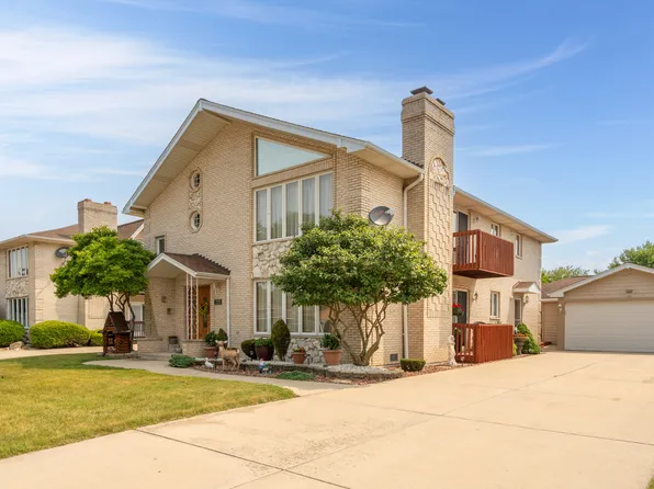 7135 S 86th Ave, Justice, IL 60458