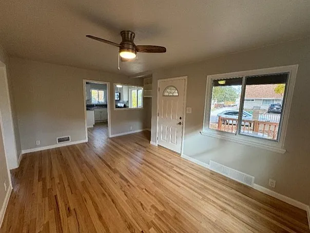 4 bed, 1800 sqft, $3,200 — Photo 4