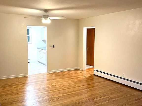 4th image of 67207 Joella Dr #B