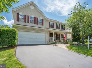 20338 Snowpoint Pl, Ashburn, VA 20147