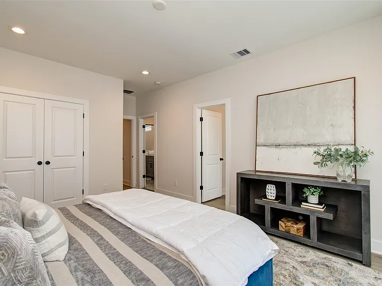 2626 W Tidwell Rd #B — Photo 18